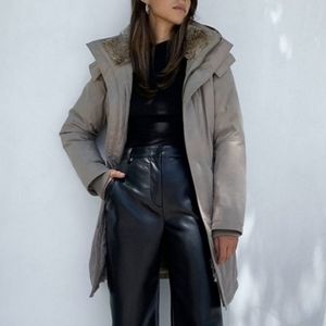 Aritzia Babaton Oskar Parka in size Small